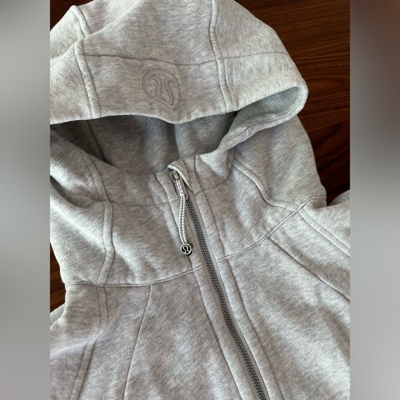 Lululemon Scuba Full-Zip Hoodie - Picture 10 of 14